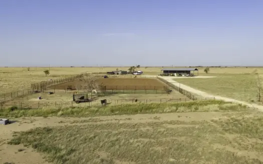 Turnkey Horse & Cattle Property With Amazing Barndominium!