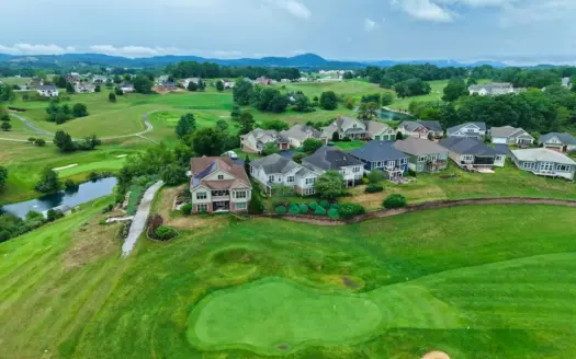 Home For Sale In Auburn Hills Community