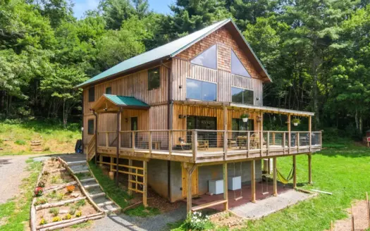 Mountain Retreat with Creek Frontage for Sale in Willis VA