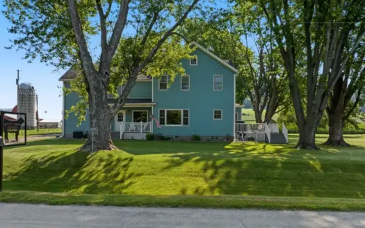 76-Acre Driftless Area Farm & Country Estate La Crosse County, Wi