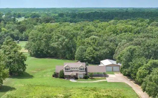 4BR-3.5BA Country Home on 6 Acres Winnsboro Wood County Texas