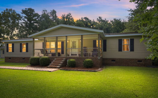 The Ultimate Homestead Retreat on 4+ Unrestricted Acres