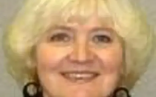 agent profile picture for Brenda Longcake on country homes website