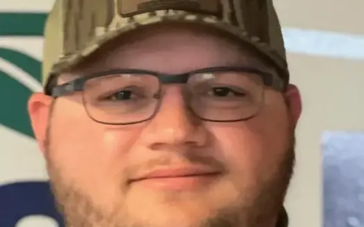 agent profile picture for Dalton Papajeski on country homes website
