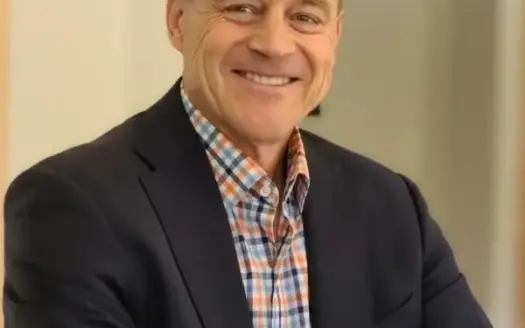 agent profile picture for Dan Kiedinger on country homes website