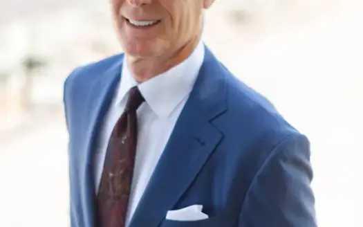 agent profile picture for Frank Newton on country homes website