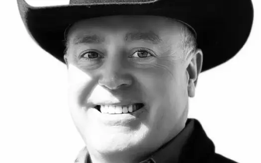 agent profile picture for George Wiley on country homes website