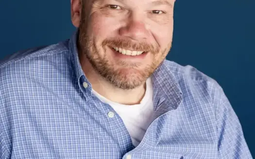 agent profile picture for Jeff Simpson on country homes website