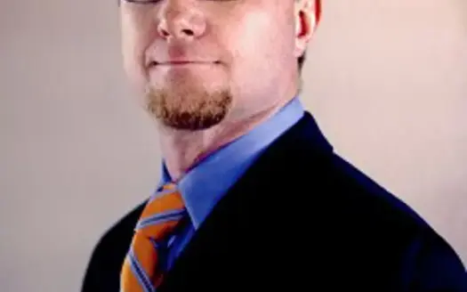agent profile picture for Justin Ball on country homes website