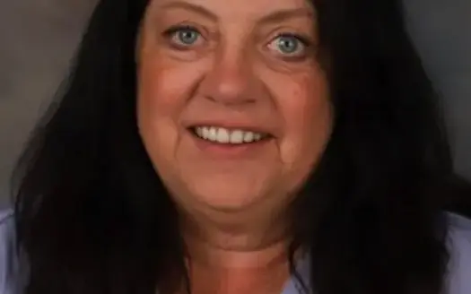 agent profile picture for Lynn Butcher on country homes website