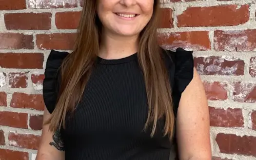 agent profile picture for Rebecca "Becca" McCaskill on country homes website