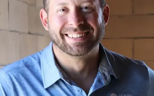 agent profile picture for Ryan Rogers on country homes website