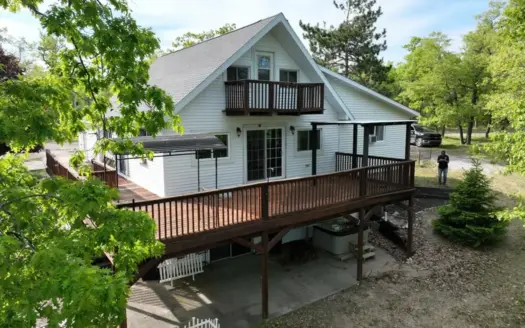 Beautiful Country 3-Bedroom Home Canada Creek Ranch Atlanta MI