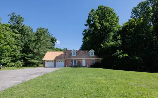 Bloomington IN Home on 7 Acres for Sale | Barn, Pasture, Trails &