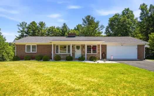 Brick Ranch for Sale Near the Town of Floyd