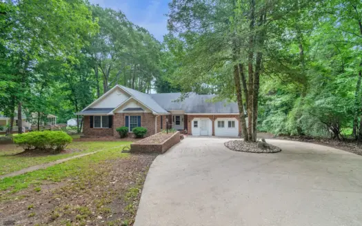 Bridlewood Home, Cheraw, with Space, Updates & Workshop
