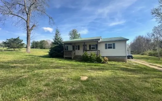 Charming 3 Bed 1.5 bath home with functional layout.