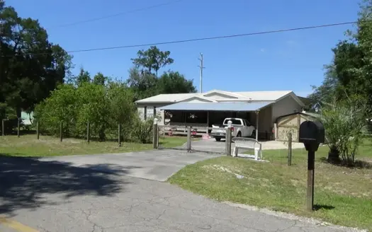 Charming, Comfortable & Updated Home In Lake City