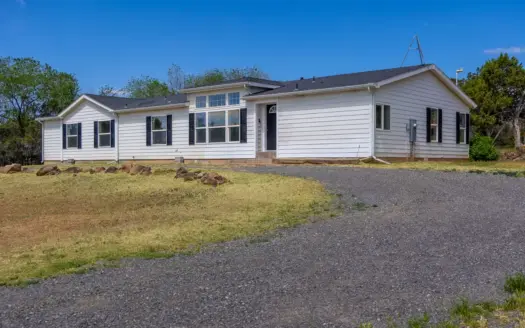 Colorado Country Home on 5.3 Acres Near Hotchkiss