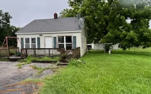 Country Home w/10 Acres Offered by Absolute Auction