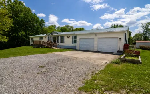 Country Living – Home And 5 Acres With Timber For Sale Cameron Mo