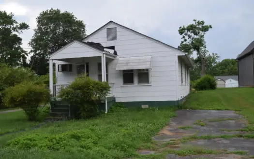 Court Auction-Hawkins County- Tennessee-Mount Carmel-House on Lot