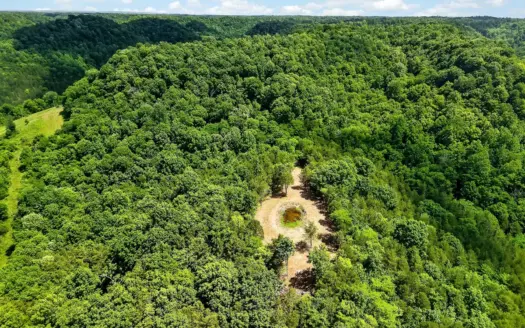 Escape to the beauty of the countryside with this exceptional pro