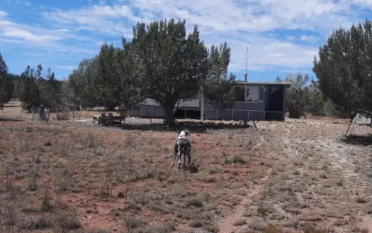 Great little Northern AZ  off grid getaway