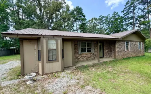 Home For Sale in Booneville, Mississippi