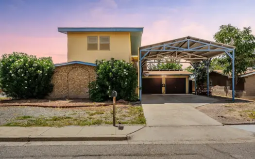 Home For Sale On Spacious Corner Lot In Las Cruces, NM