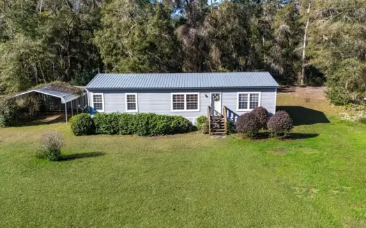 Home On 10 Acres in Newberry, FL