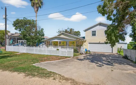 Lake Corpus Christi Waterfront Home