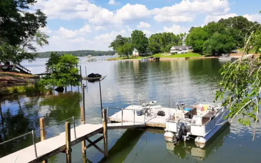 Lake Wateree Waterfront Retreat in Ridgeway, South Carolina