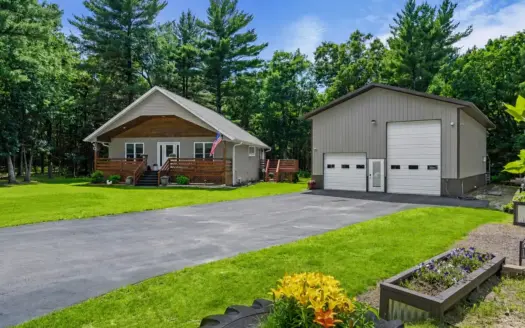 Luxury Country Estate on 10± Acres with Executive Shop & Private