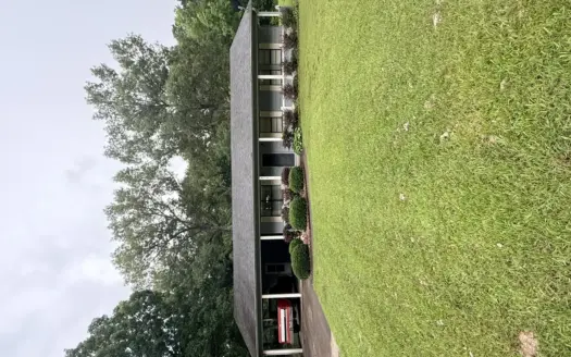 Move‑In Ready 3BR on 2 Acres With Shop Screened Porch in East End