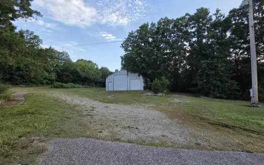 REDUCED! Multiple Use Land /Buildings close to Eureka Springs, Ar
