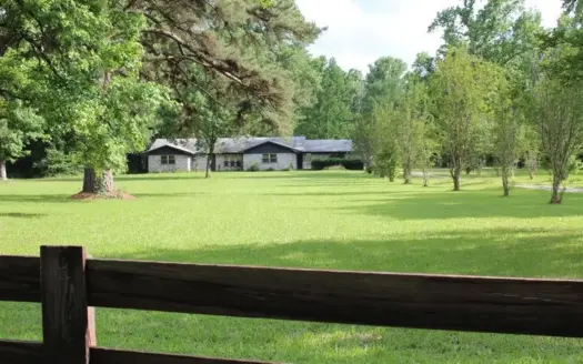 Spacious 4-Bedroom Ranch Home on 6.49+ Acres in New Boston, TX