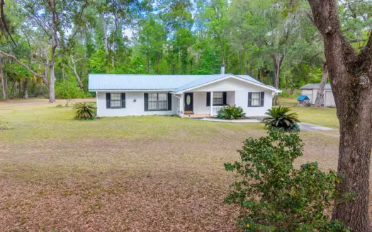 Sweet Country Home in Old Town, FL For Sale