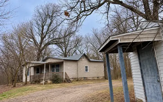 Fixer Upper Home on 2 Acres Omaha For Sale Near Branson