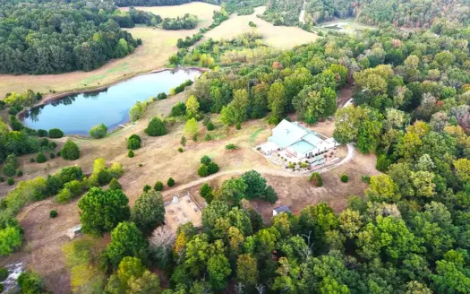 Large Country Home For Sale In Northcentral Arkansas