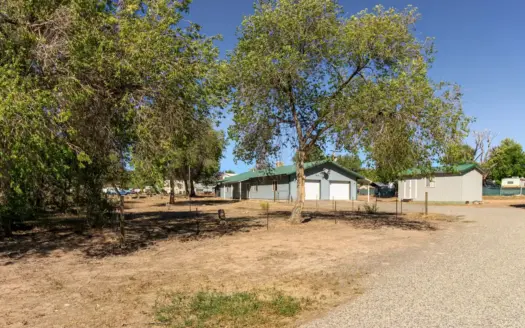 Colorado Country Home on 1.5 acres with stunning views