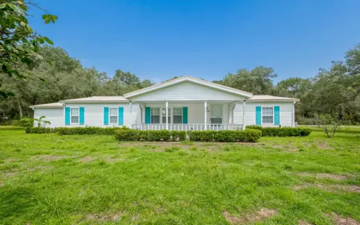 3 Bedroom Home in Fanning Springs, FL