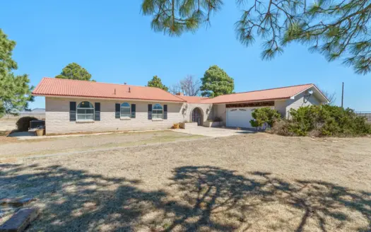 Home for Sale in Clayton, New Mexico