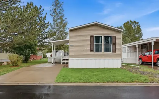 Affordable 3-Bedroom Manufactured Home in Montrose, CO