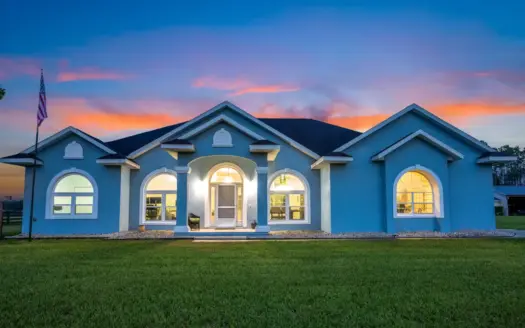 Private Florida Country Estate on 20 Acres!