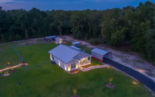Move-in Ready Country Home on 2 Acres For Sale in Jasper, FL