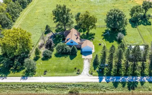 Classic 4 BR Mid-Century Design Home W/ 3.5 Acres at Harlan, IA
