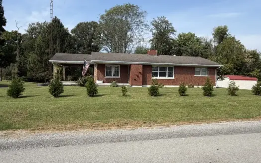 3 Bed • 1.5 Bath Brick Home, With Room for the Boat!!