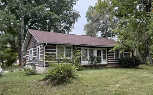 Estate Auction featuring a 3 Bdrm Home, Antiques & Personal Prop