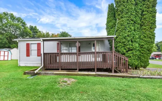 16 Siding Lane, Millersburg, PA 17061
